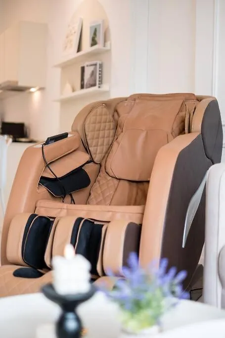 The Natural Nook Cubic Botanical Massage Chair Kuala Lumpur 0*,  Malaisie